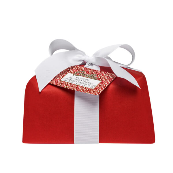 Panettone con crema ai marron glacé e pezzi