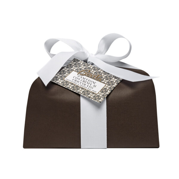 Panettone con crema al cioccolato